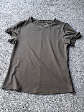 H&M Women's Small Short Sleeve